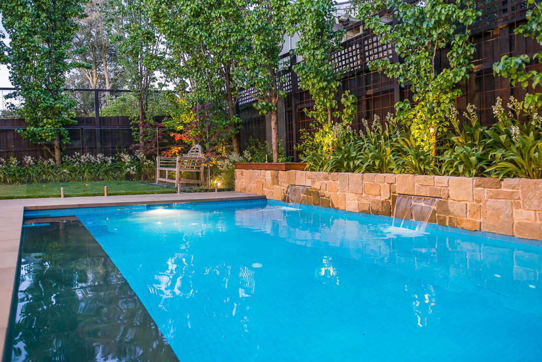 Family Pool with water feature